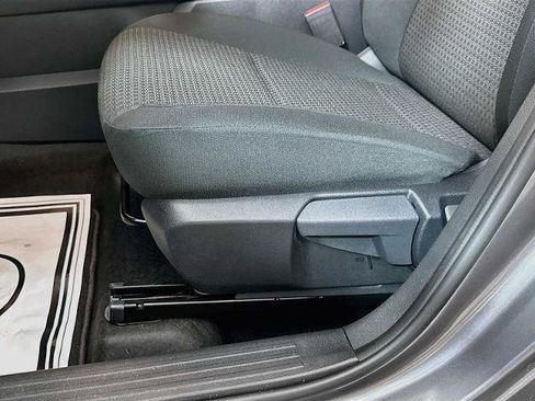 Certified 2025 Nissan Kicks S AWD/4WD image 17