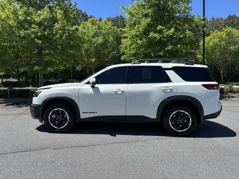 Certified 2025 Nissan Pathfinder Rock Creek AWD/4WD image 6