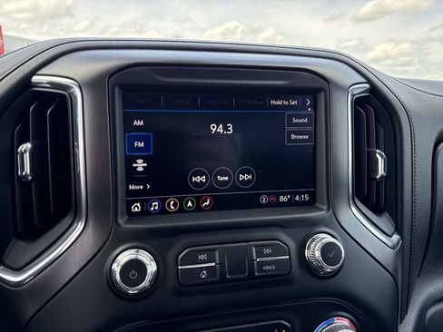 Used 2022 GMC Sierra 1500 AT4 w/ AT4 Premium Package AWD/4WD image 16