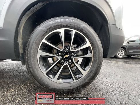 Used 2025 Chevrolet TrailBlazer LT image 32