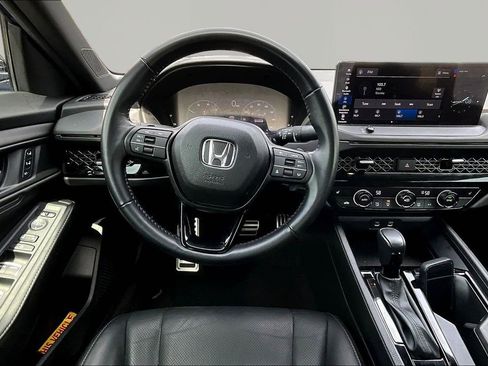 Used 2024 Honda Accord Sport image 9