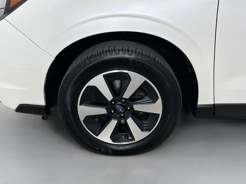 Used 2017 Subaru Forester 2.5i Premium image 36