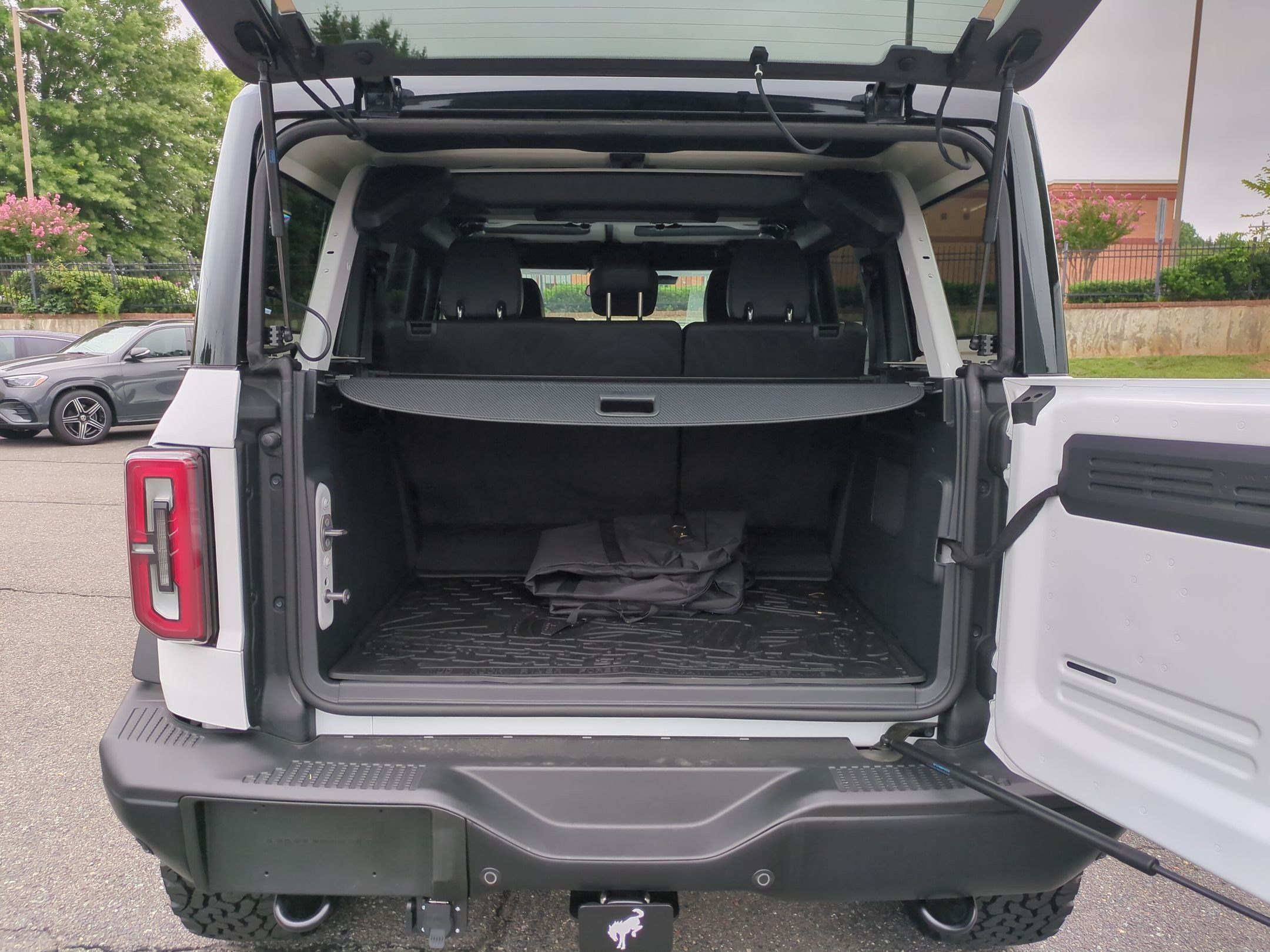 Used 2025 Ford Bronco Badlands AWD/4WD image 32