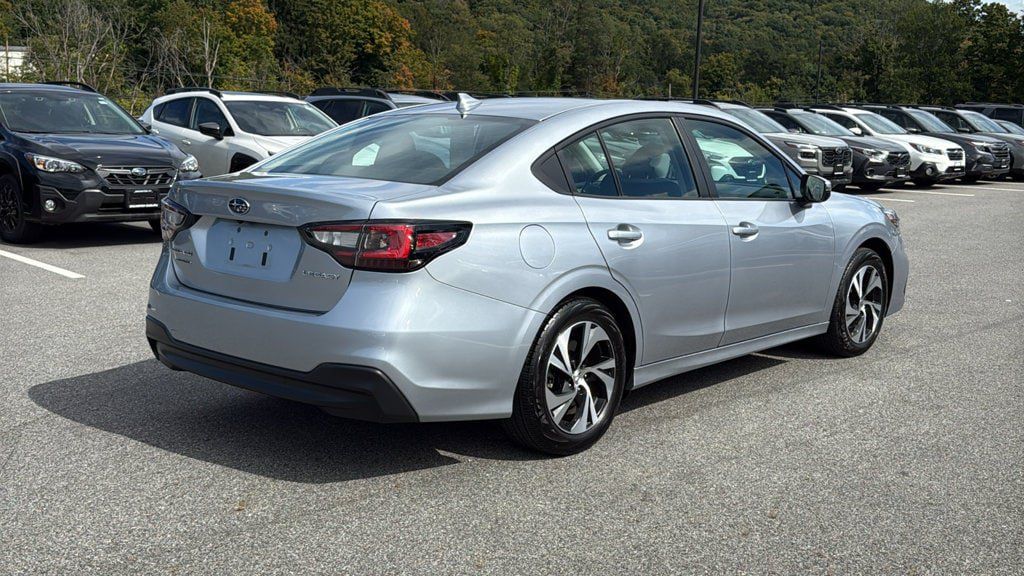 Certified 2025 Subaru Legacy Premium AWD/4WD image 4