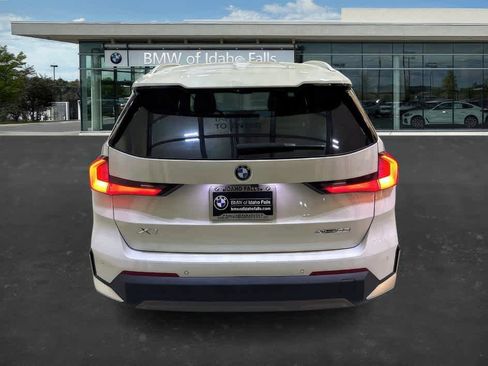 Used 2023 BMW X1 xDrive28i AWD/4WD image 5