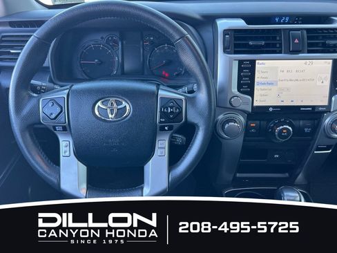 Used 2021 Toyota 4Runner SR5 Premium w/ Moonroof Package AWD/4WD image 44
