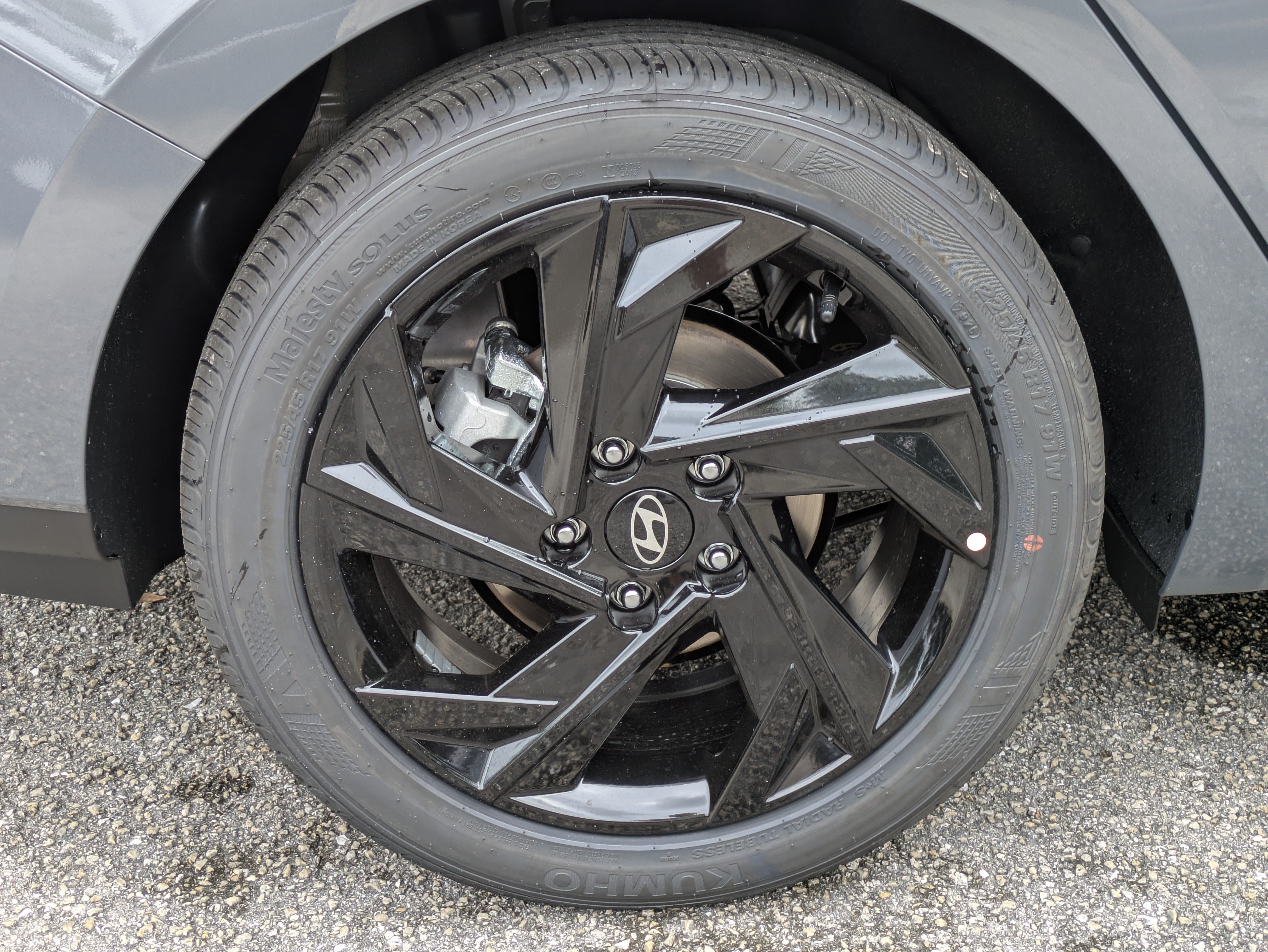 New 2026 Hyundai Elantra SEL Sport FWD image 11