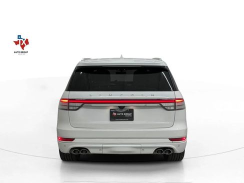Used 2021 Lincoln Aviator Reserve w/ Equipment Group 208A RWD image 8