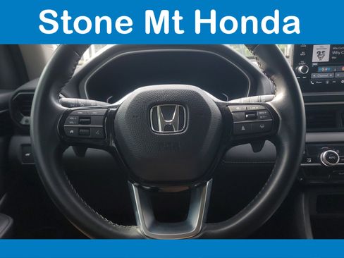 Used 2025 Honda Pilot EX-L image 23