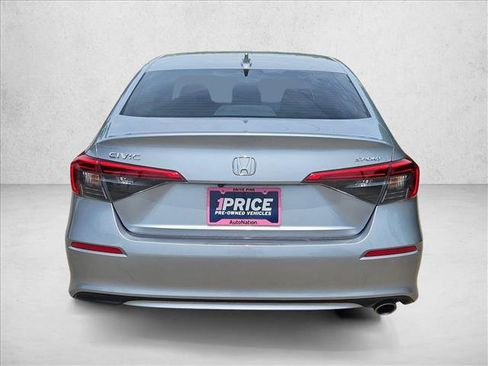 Used 2023 Honda Civic Sport image 7