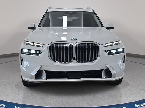 Certified 2024 BMW X7 xDrive40i image 2