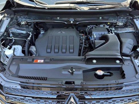 New 2026 Mitsubishi Eclipse Cross SEL image 33