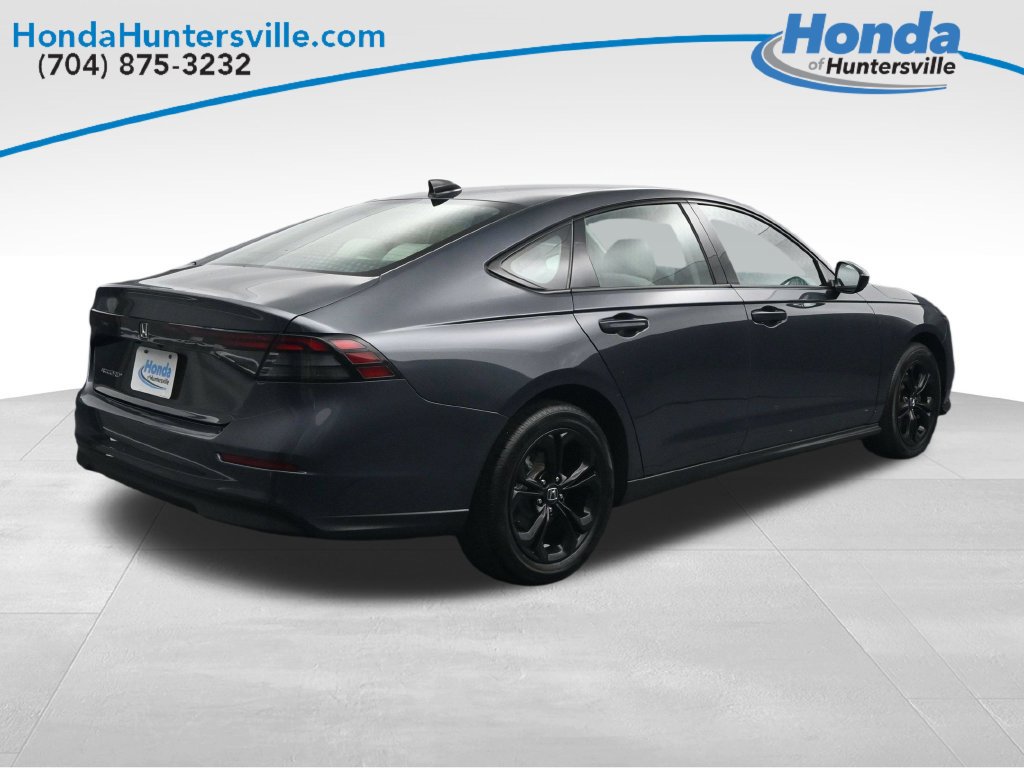 Used 2025 Honda Accord SE image 8
