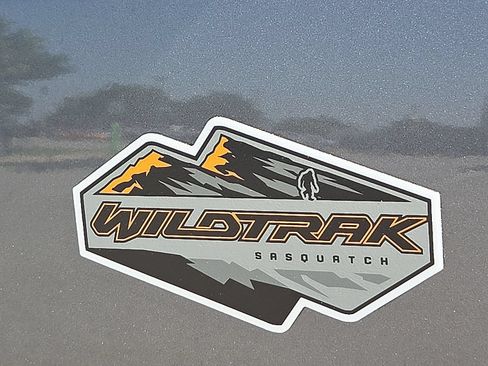 Certified 2023 Ford Bronco Wildtrak AWD/4WD image 9