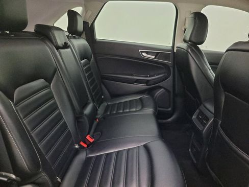 Used 2020 Ford Edge SEL AWD/4WD image 19