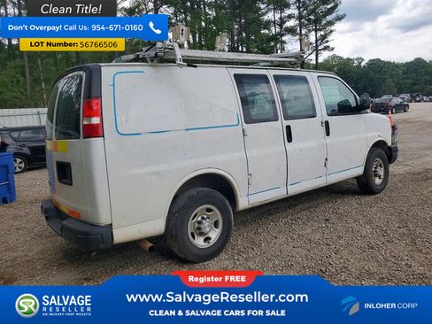 Used 2018 Chevrolet Express 2500 w/ Driver Convenience Package RWD image 4