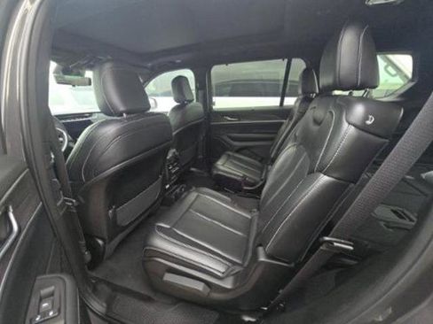 Used 2024 Jeep Grand Cherokee L Limited w/ Luxury Tech Group II AWD/4WD image 14