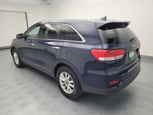 Used 2019 Kia Sorento AWD w/ LX Convenience Package image 3