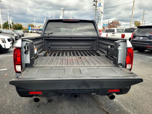 Used 2021 Honda Ridgeline Sport image 17