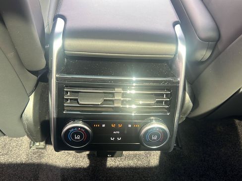 New 2026 Land Rover Range Rover SE AWD/4WD image 28