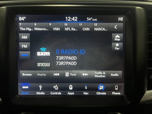 Used 2018 RAM 3500 Laramie Longhorn image 22