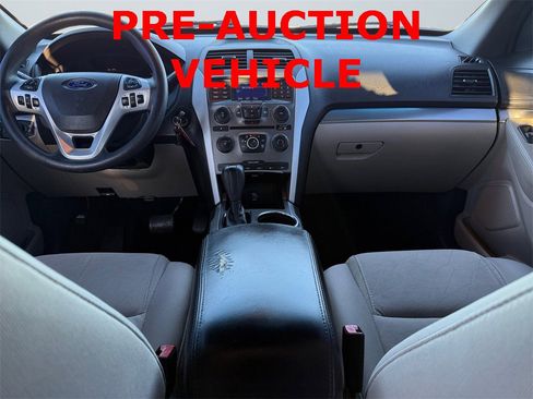 Used 2013 Ford Explorer FWD image 13