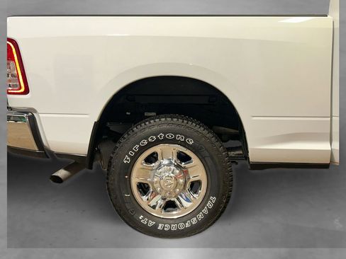 Used 2024 RAM 3500 Tradesman AWD/4WD image 16
