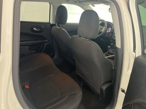 Used 2018 Jeep Compass Sport FWD image 24