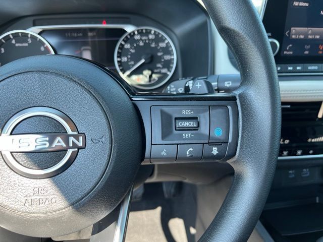 Used 2022 Nissan Rogue SV AWD/4WD image 23