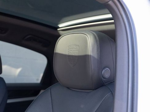 New 2026 Porsche Cayenne Coupe image 19