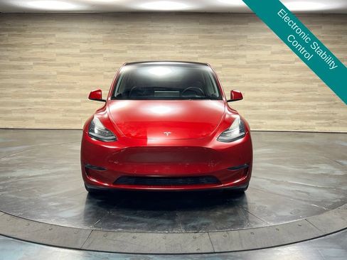 Used 2022 Tesla Model Y Long Range AWD/4WD image 9