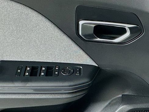 Used 2025 Kia K4 EX FWD image 18