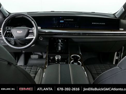 Used 2025 Cadillac Escalade ESV Sport Platinum image 22