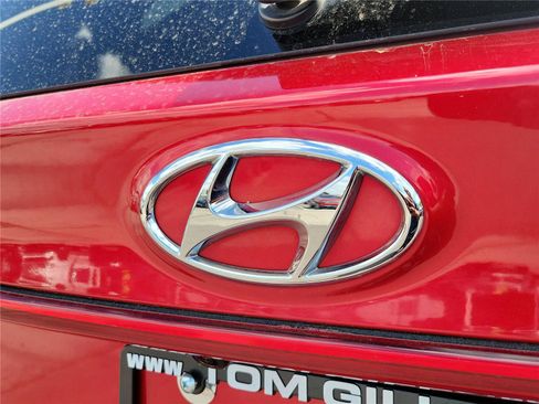 Used 2021 Hyundai Santa Fe SEL AWD/4WD image 7
