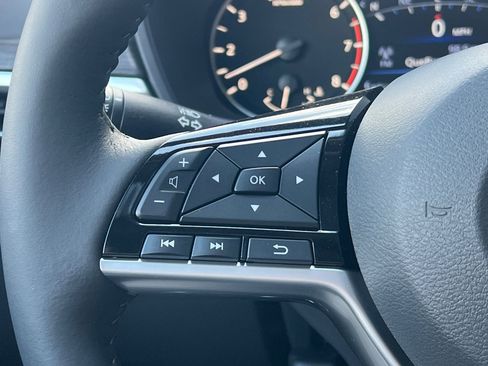 New 2025 Nissan Altima 2.5 SL image 28