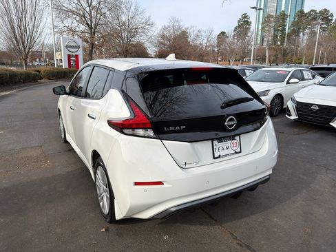 Used 2024 Nissan Leaf S image 5