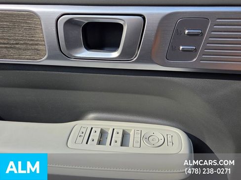 Used 2024 Hyundai Santa Fe Limited image 31