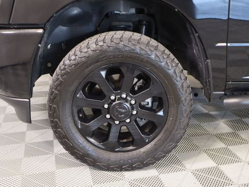 Used 2024 RAM 2500 Laramie w/ Night Edition image 19