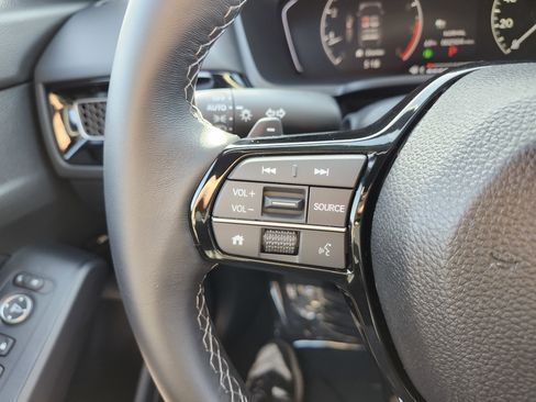 Used 2025 Honda Civic Sport image 33