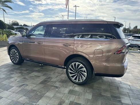 New 2025 Lincoln Navigator Black Label image 4