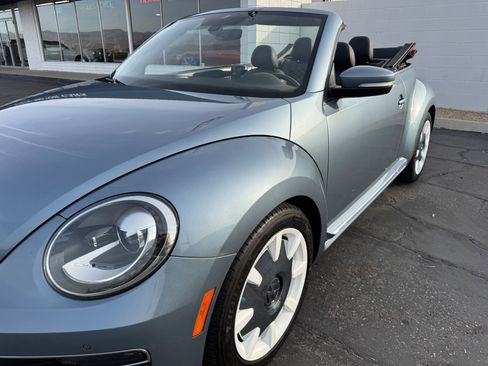 Used 2019 Volkswagen Beetle 2.0T Final Edition SEL image 17