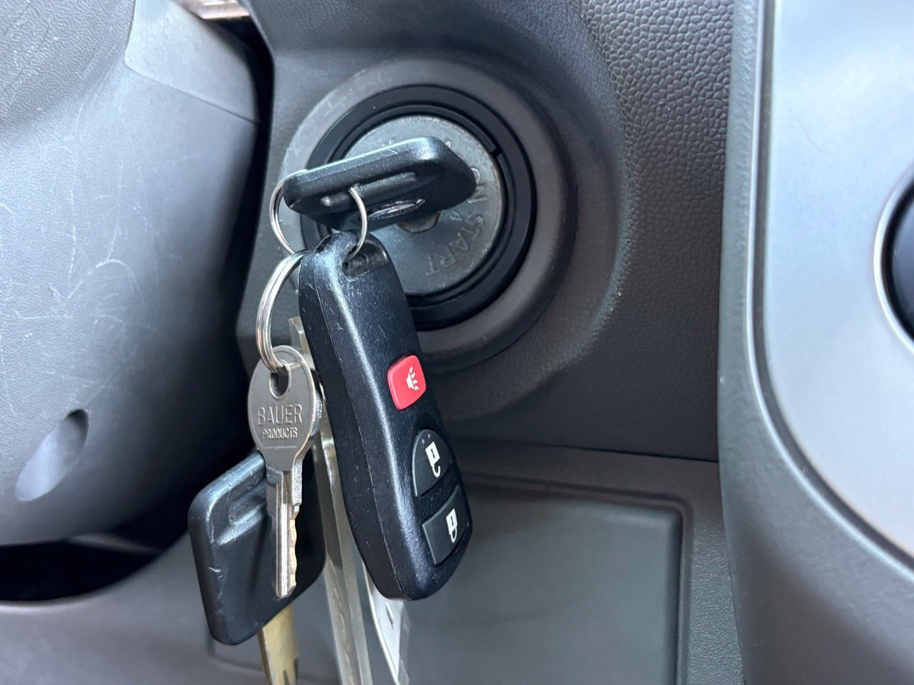 Used 2018 Nissan Frontier SV RWD image 26