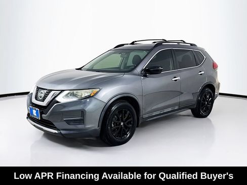 Used 2017 Nissan Rogue SV w/ Midnight Edition FWD image 3