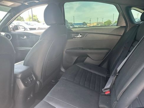 Used 2024 Kia Forte GT-Line w/ GT-Line Premium Package FWD image 13