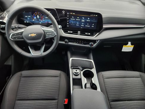 New 2026 Chevrolet Equinox LT FWD image 19