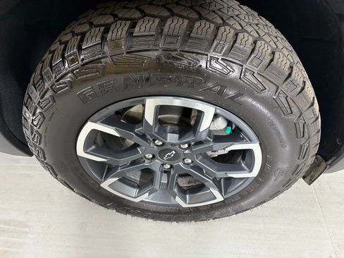 Used 2026 Chevrolet Equinox ACTIV w/ Convenience Package III image 13