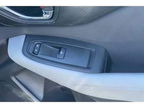 Certified 2025 Subaru Outback Premium image 21