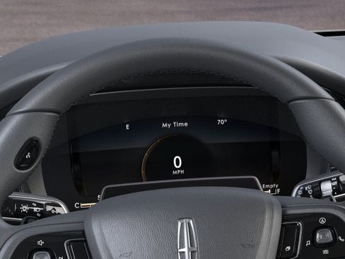 New 2023 Lincoln Corsair Reserve w/ Equipment Group 202A AWD/4WD image 13