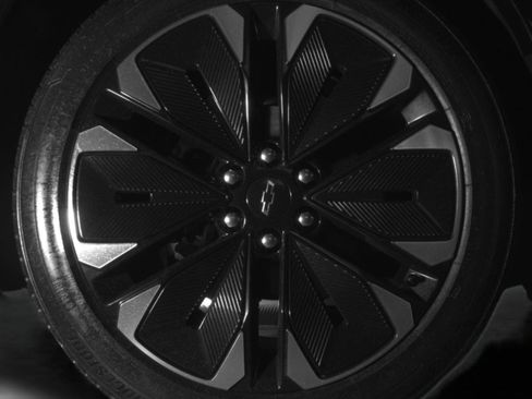 Used 2024 Chevrolet Blazer EV RS image 24