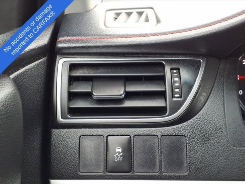 Used 2015 Toyota Camry image 29